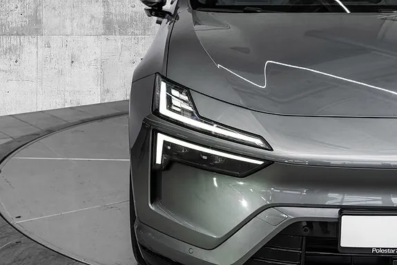 Polestar 4 2025 photo 4