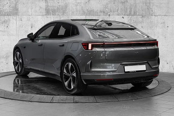 Polestar 4 2025 photo 5