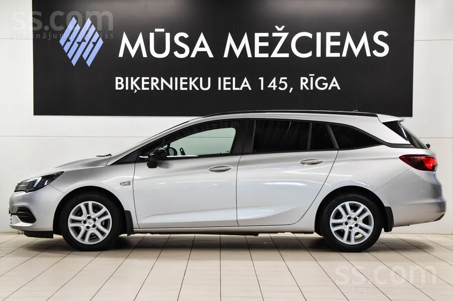 Opel Astra 2022 photo 5