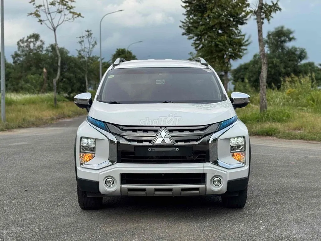 Mitsubishi Xpander Cross