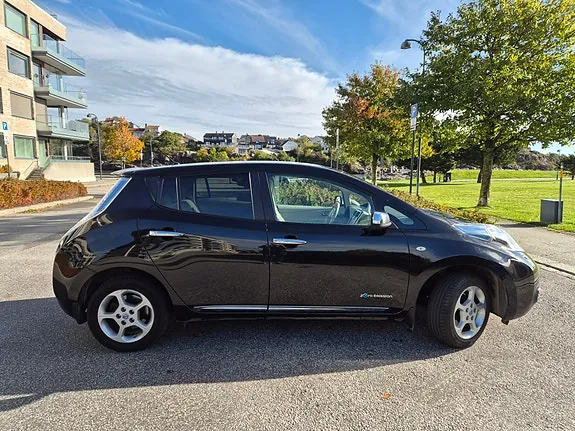 Nissan Leaf 2014 photo 5