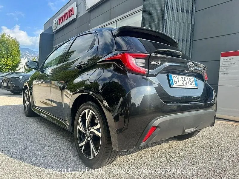 Toyota Yaris 2025 photo 3