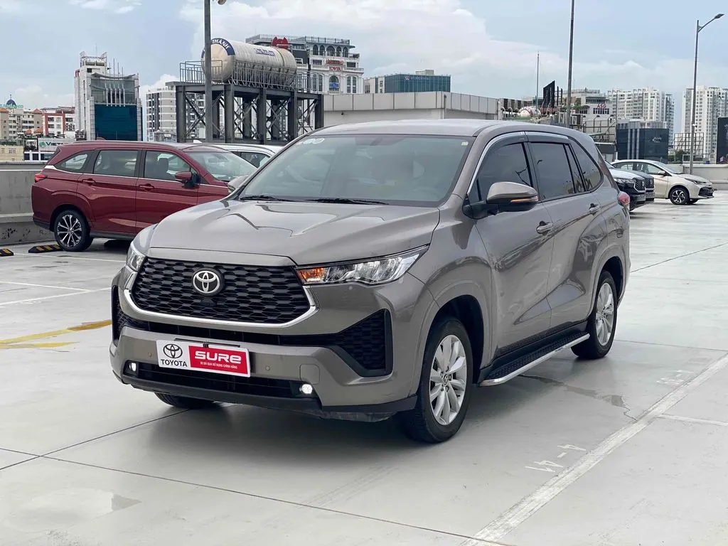 Toyota Innova Cross 2025 photo 3