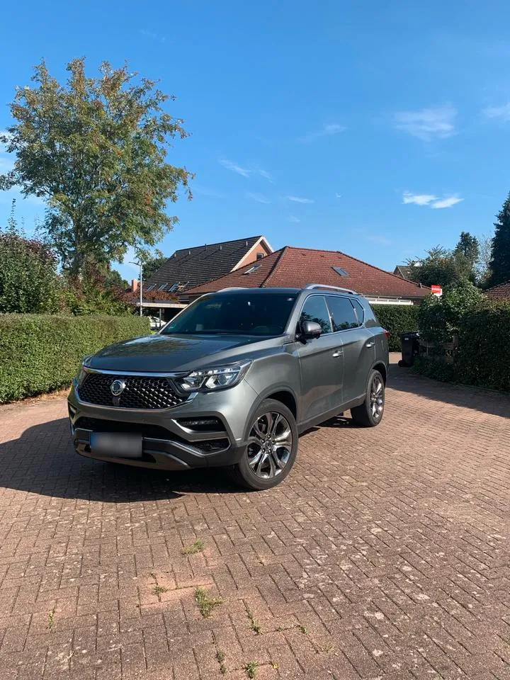 KG Mobility Rexton