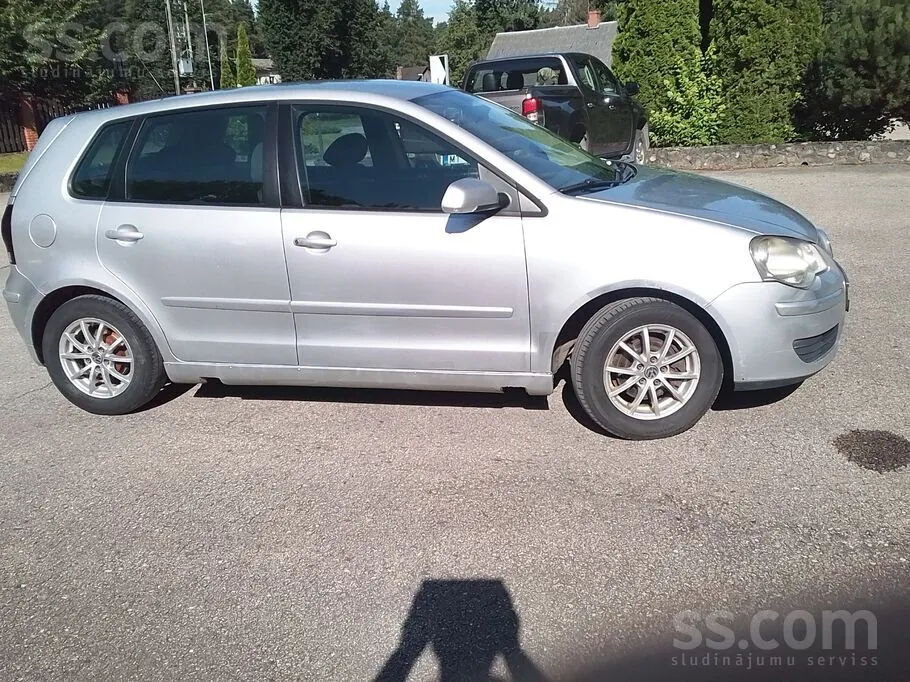 Volkswagen Polo 2009 photo 3