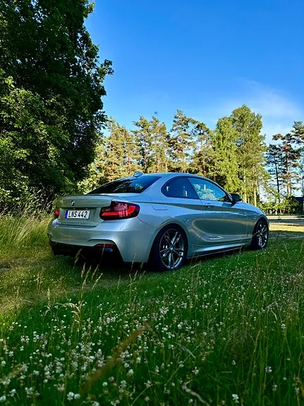 BMW M235I 2014 photo 3