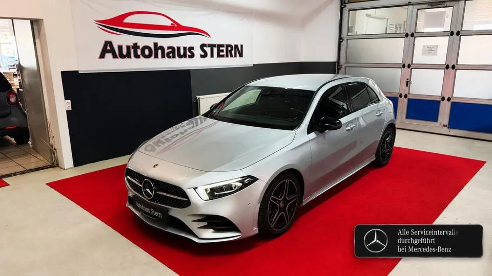 Mercedes-Benz A200