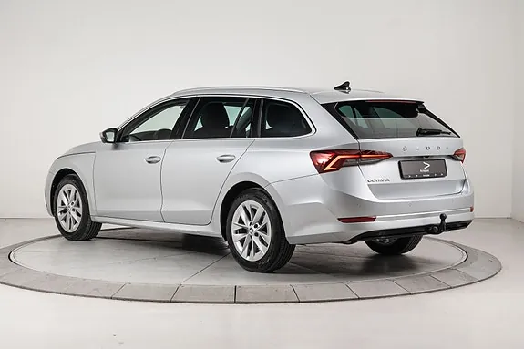 Skoda Octavia 2023 photo 5