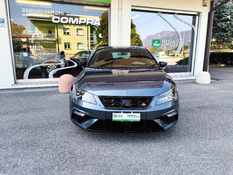 Seat Leon 2019 photo 2