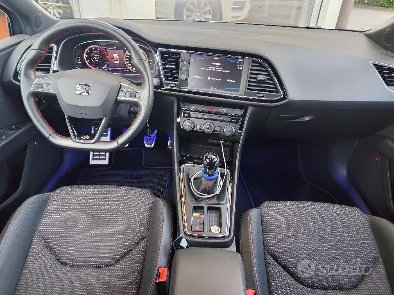 Seat Leon 2019 photo 5