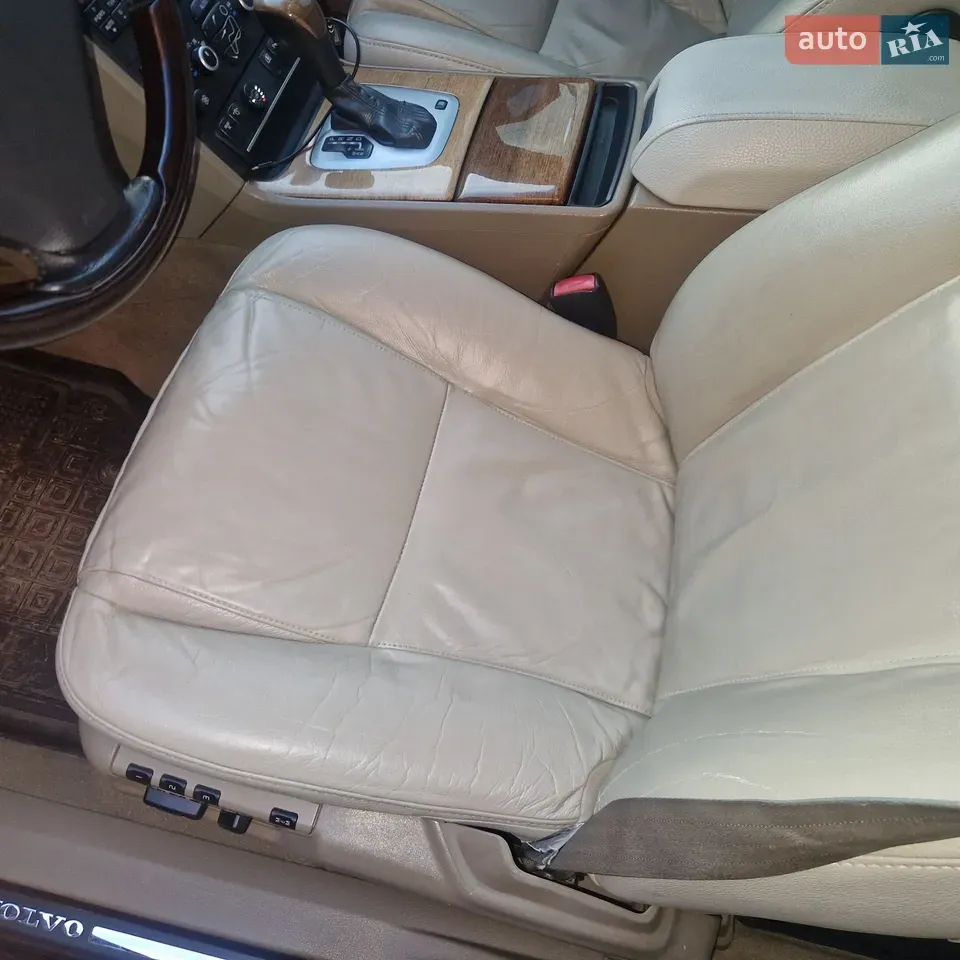 Volvo Xc90 2011 photo 3
