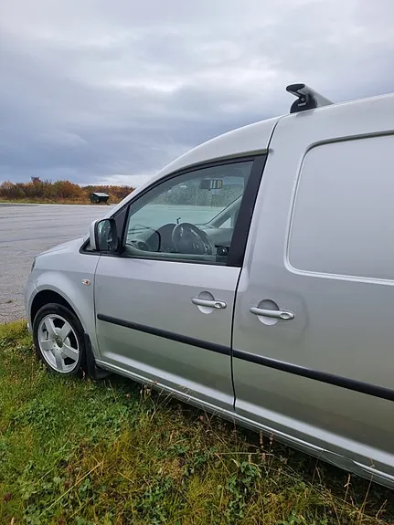 Volkswagen Caddy Maxi 2012 photo 4