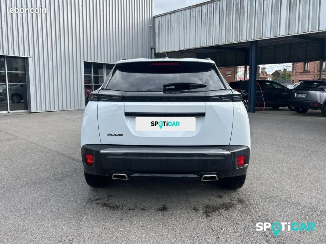 Peugeot 2008 2024 photo 5