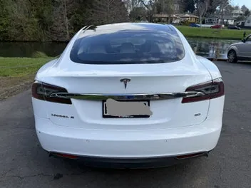 Tesla Model S 2015 photo 4