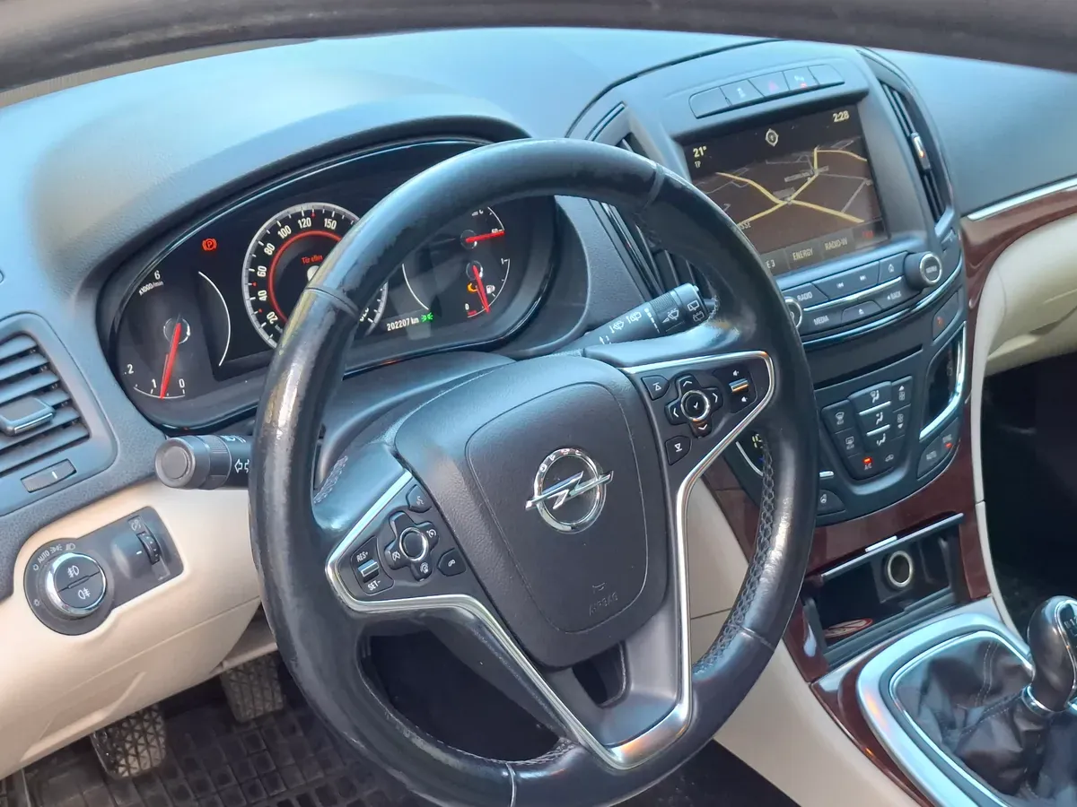Opel Insignia 2013 photo 2