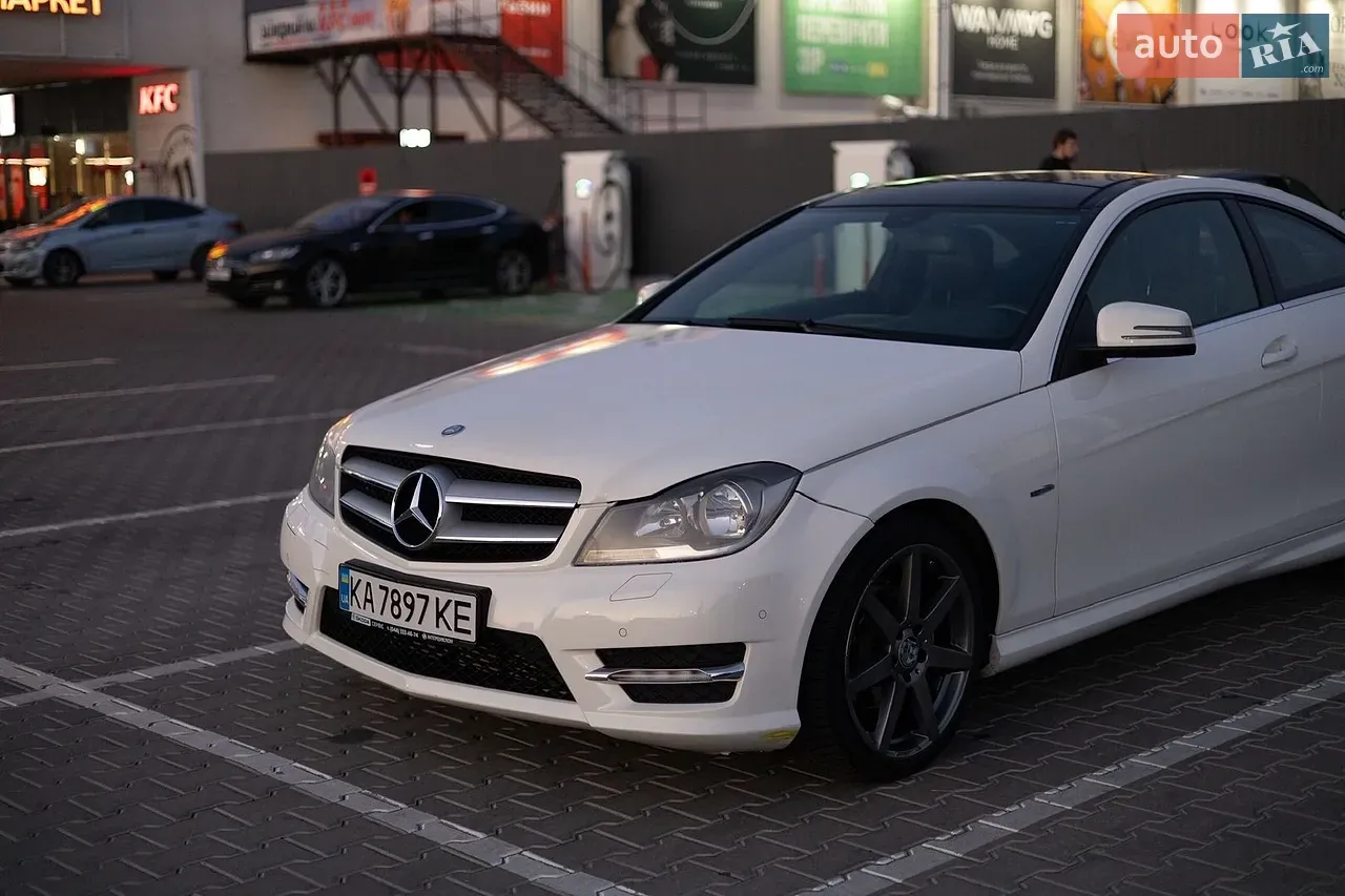 Mercedes-Benz C-Class