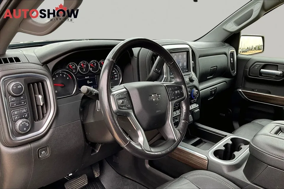 Chevrolet Silverado 1500 2021 photo 2