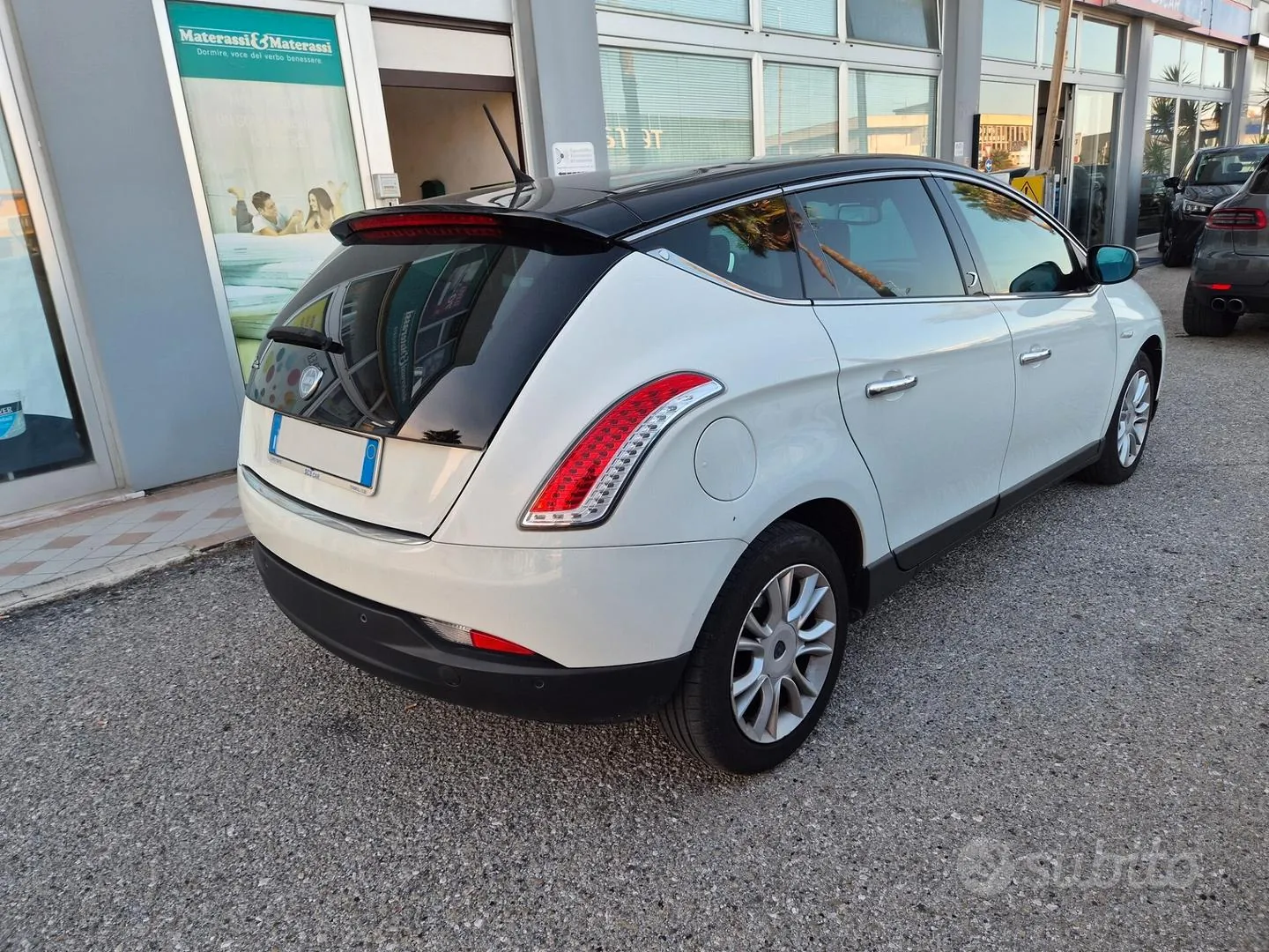 Lancia Delta 2010 photo 3