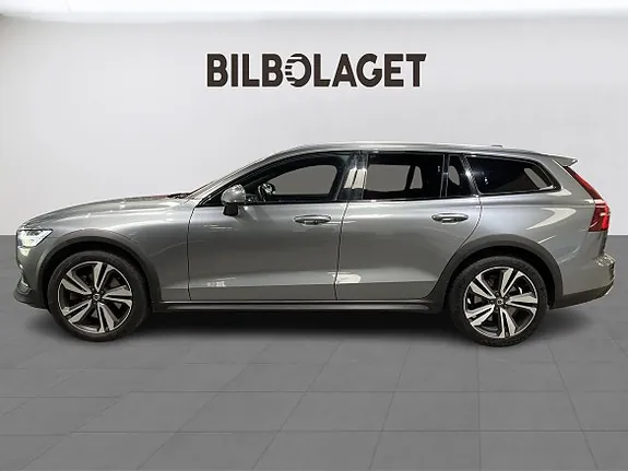 Volvo V60 Cross Country 2021 photo 2