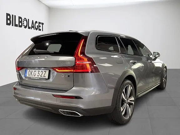 Volvo V60 Cross Country 2021 photo 5