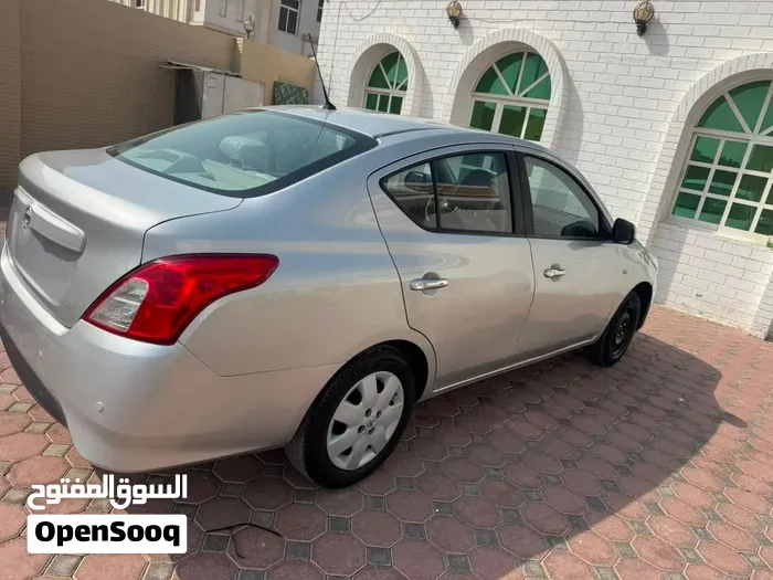 Nissan Sunny 2022 photo 2