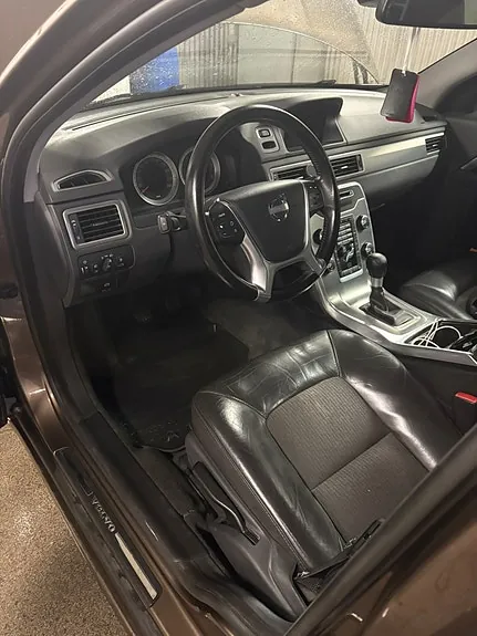 Volvo V70 2013 photo 4