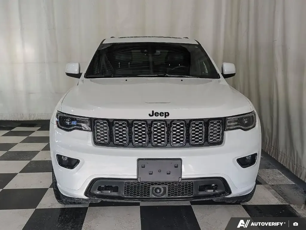 Jeep Grand Cherokee 2022 photo 2