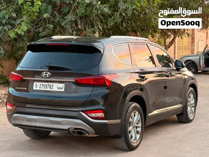 Hyundai Santa Fe 2020 photo 3