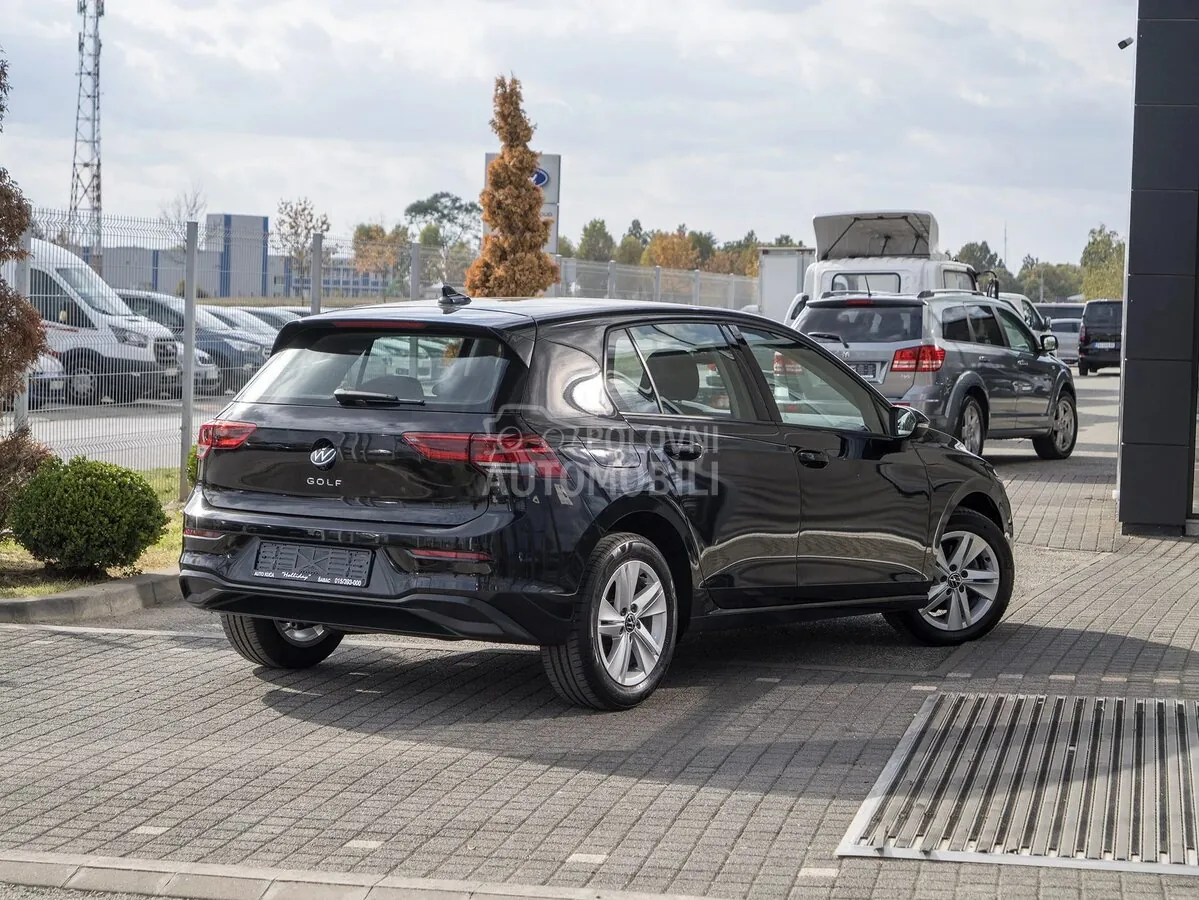 Volkswagen Golf 8 2022 photo 3