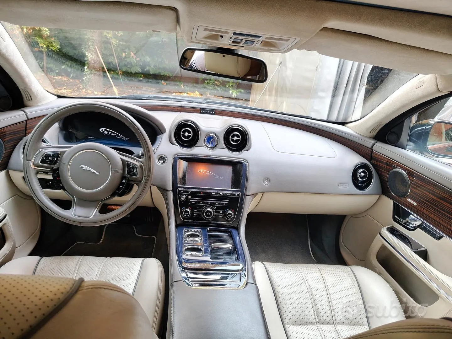 Jaguar Xj 2011 photo 4