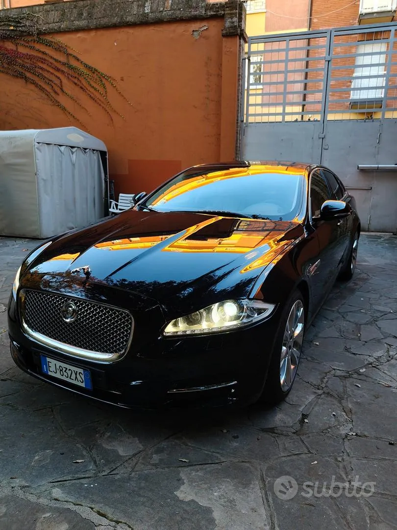 Jaguar Xj