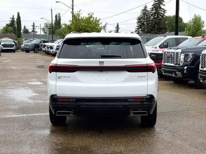 Buick Enclave 2026 photo 4