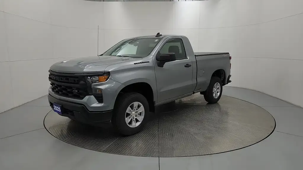 Chevrolet Silverado 1500 2025 photo 4