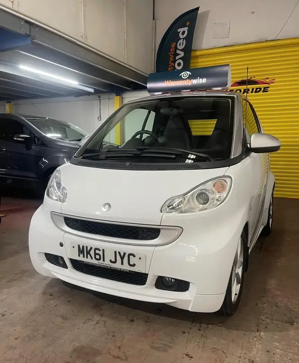 Smart Fortwo 2011 photo 3