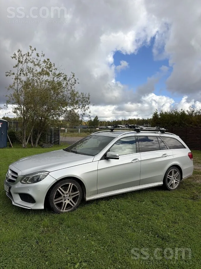 Mercedes-Benz E220 2013 photo 3