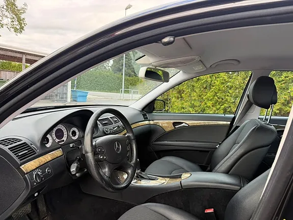 Mercedes-Benz E200 2007 photo 2