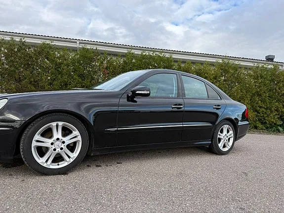 Mercedes-Benz E200 2007 photo 3