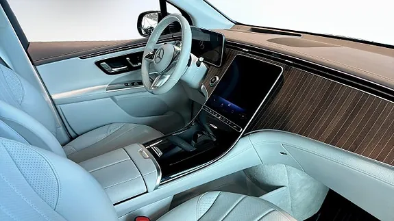 Mercedes-Benz Eqe Suv 2023 photo 3