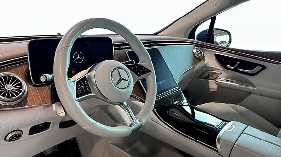 Mercedes-Benz Eqe Suv 2023 photo 4
