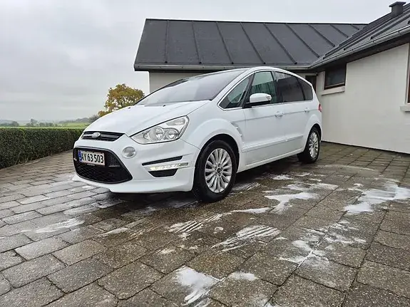Ford S-Max 2011 photo 2