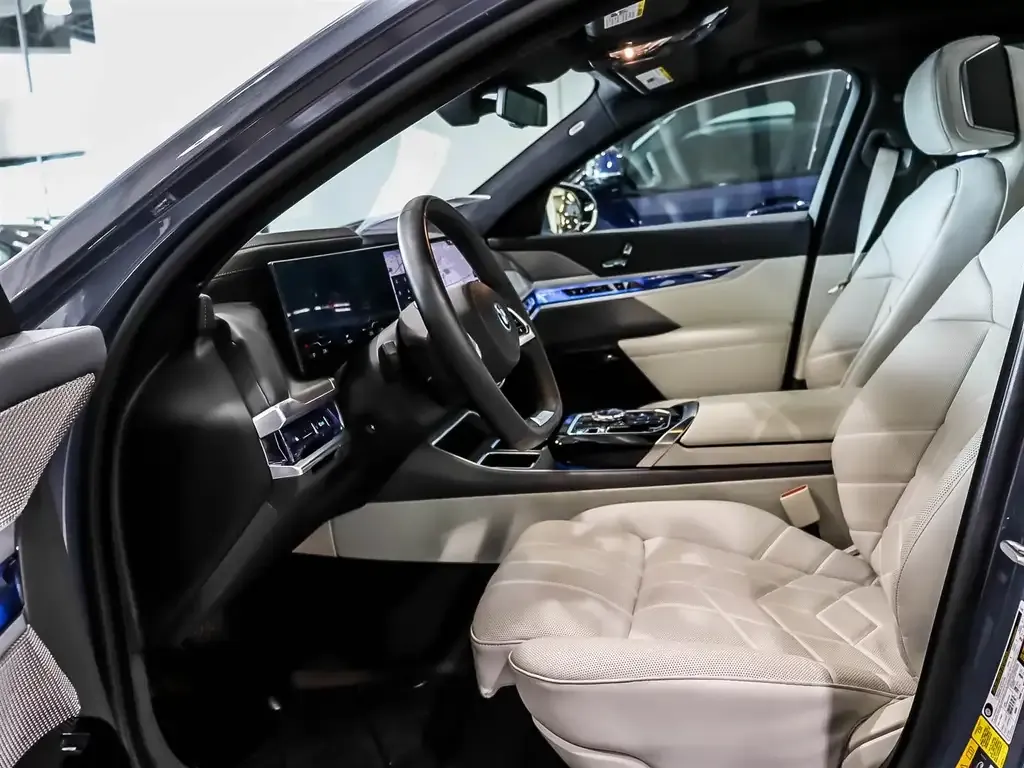 BMW I7 2023 photo 5