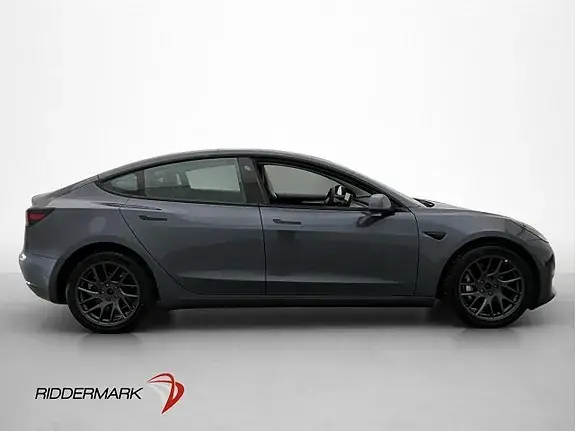 Tesla Model 3 2022 photo 4
