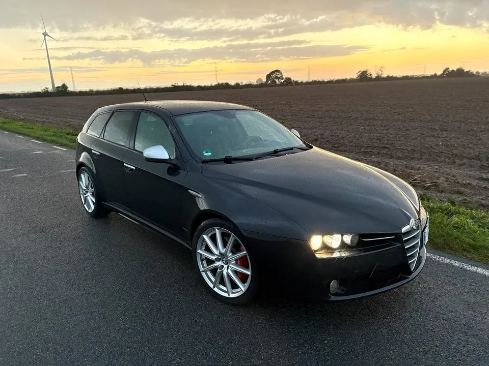Alfa Romeo 159