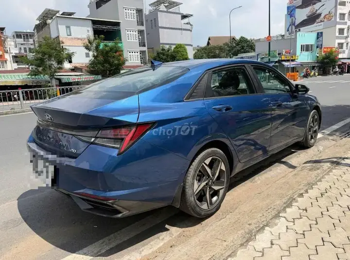 Hyundai Elantra 2023 photo 2