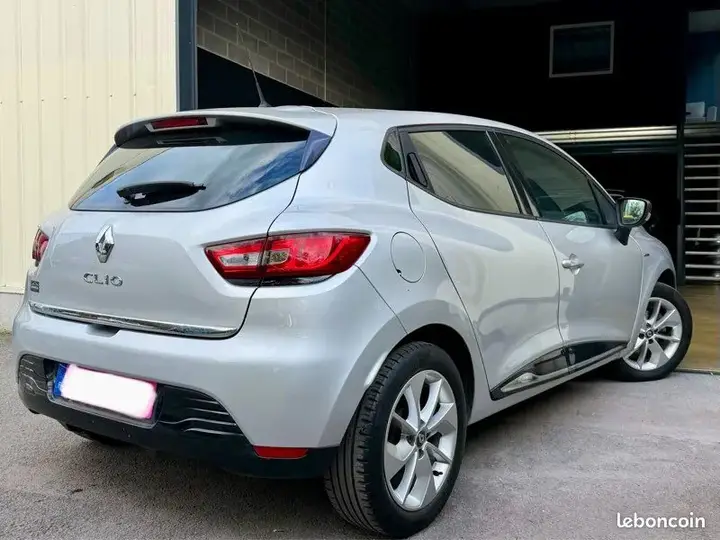Renault Clio 2016 photo 3