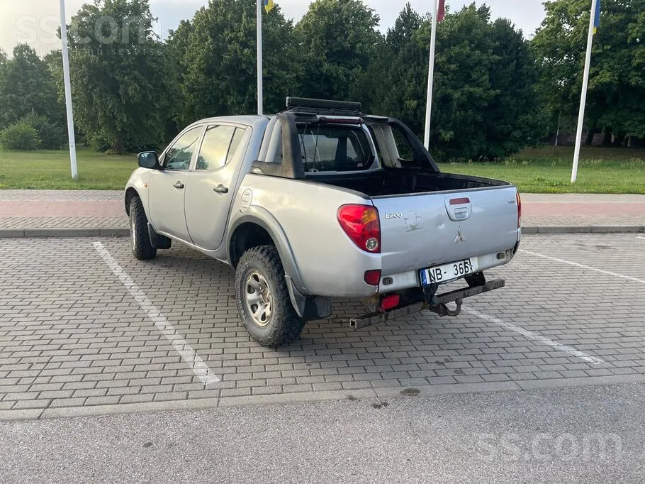 Mitsubishi L200 2007 photo 3