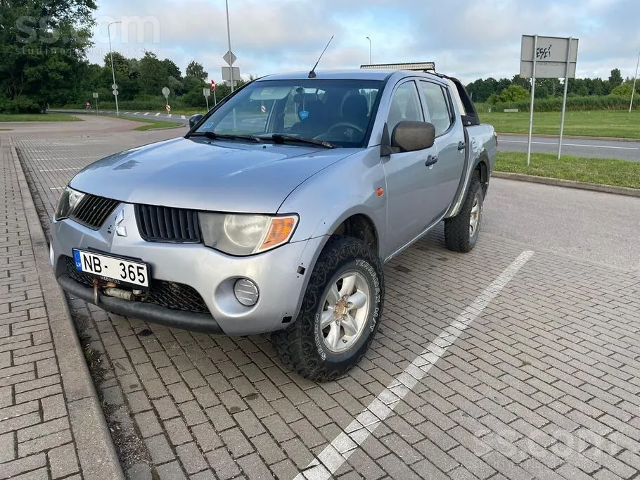 Mitsubishi L200 2007 photo 5