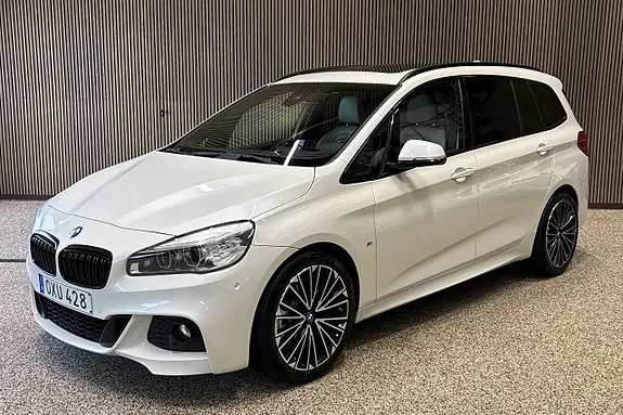 BMW 220D 2016 photo 2