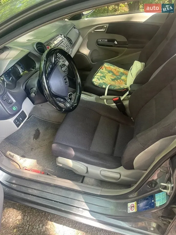 Honda Insight 2010 photo 5