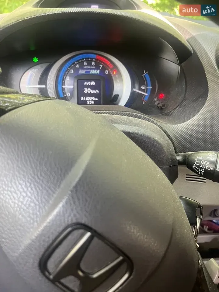 Honda Insight 2010 photo 3